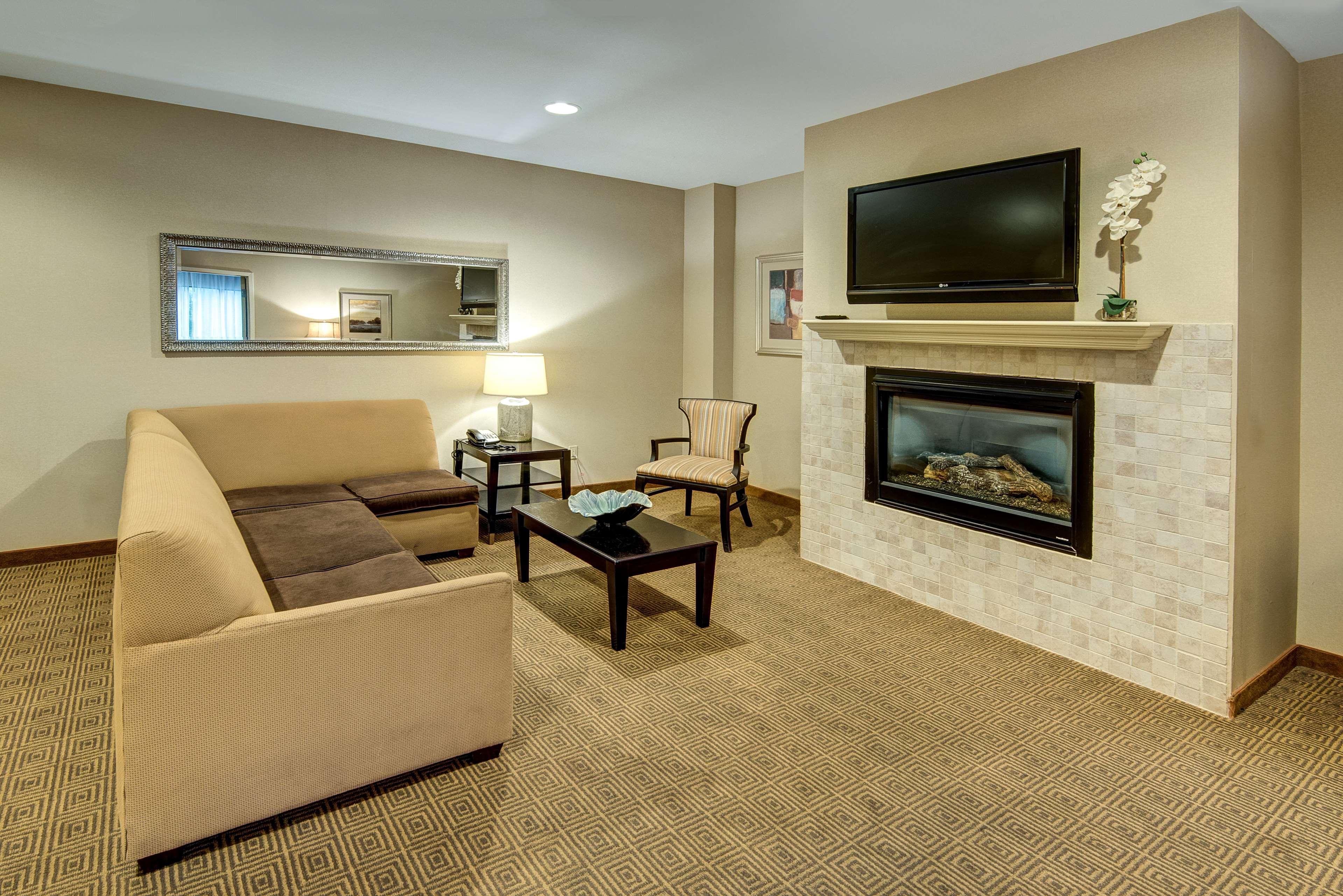 Doubletree By Hilton Tinton Falls-Итонтаун Экстерьер фото