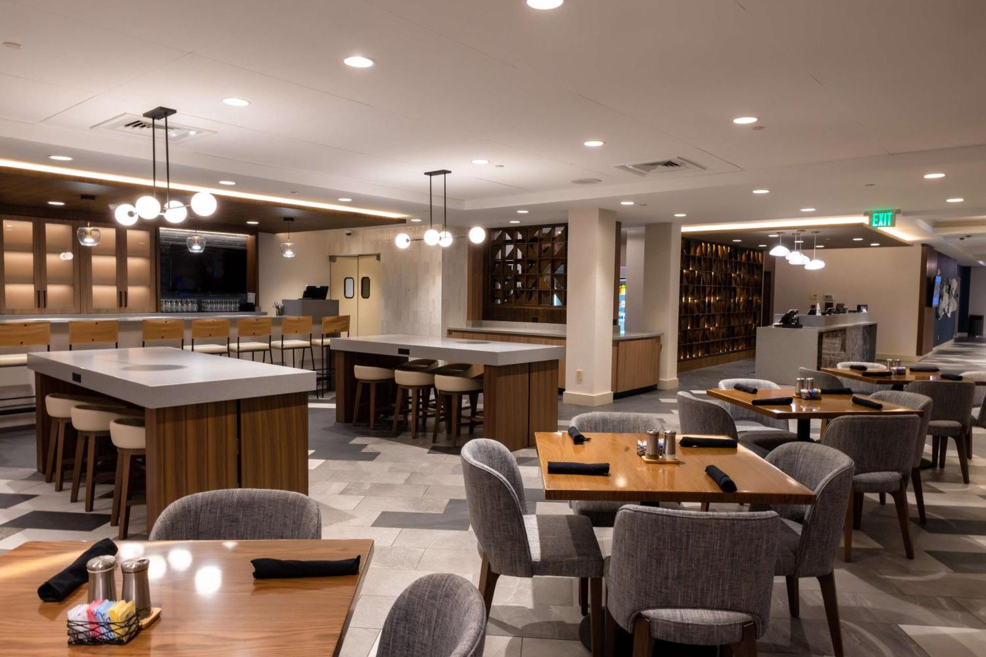 Doubletree By Hilton Tinton Falls-Итонтаун Экстерьер фото