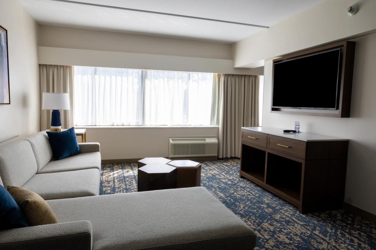 Doubletree By Hilton Tinton Falls-Итонтаун Экстерьер фото