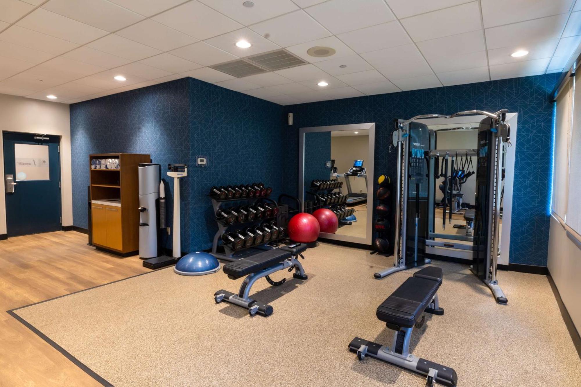 Doubletree By Hilton Tinton Falls-Итонтаун Экстерьер фото