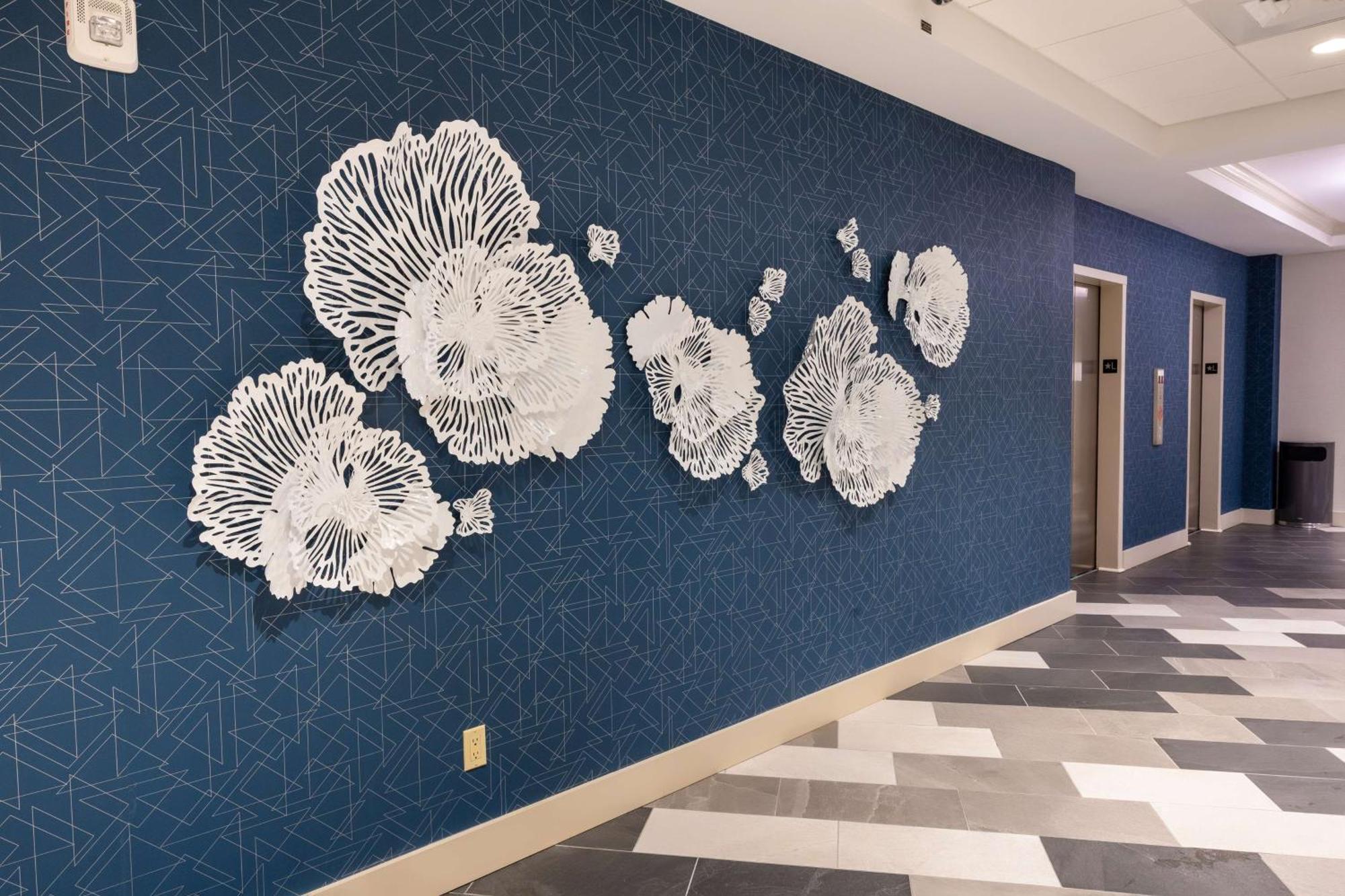 Doubletree By Hilton Tinton Falls-Итонтаун Экстерьер фото
